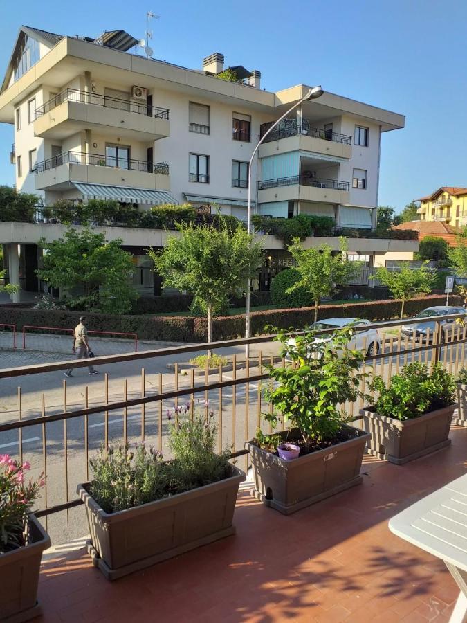 Sesto Calende Centro Apartment Exterior photo